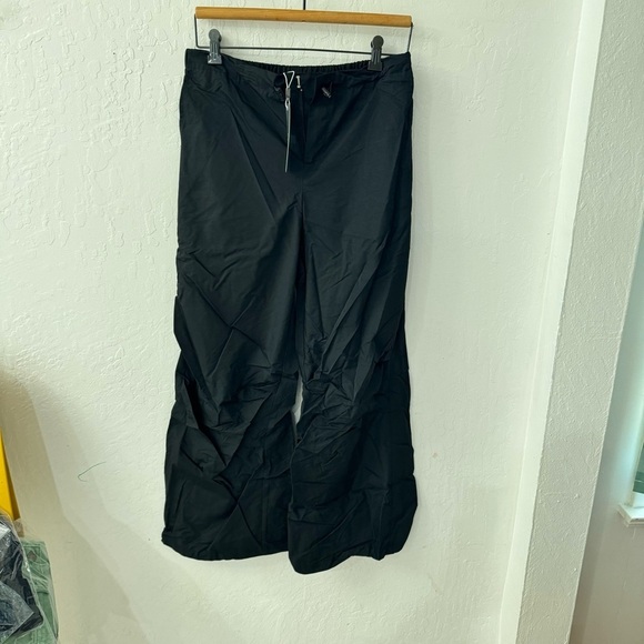 Tractr Black Summer Weight Parachute Pants Medium - Picture 3 of 7